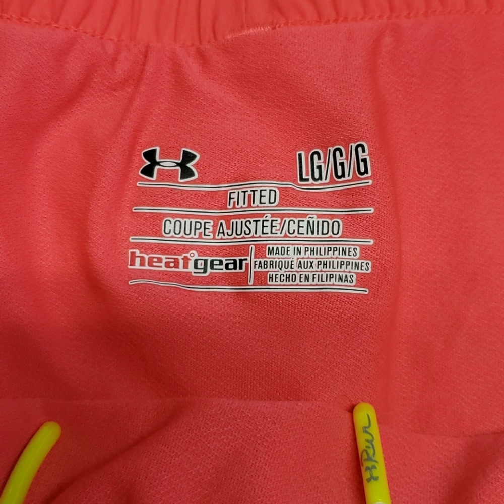 Shorts - Picture 2 of 2